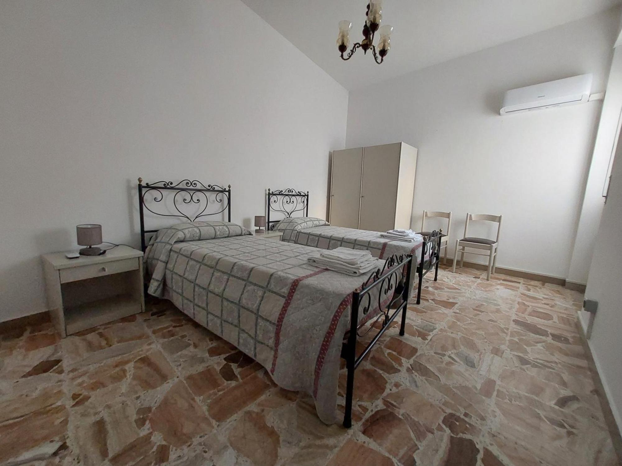 Welcomely - Casa Vacanze Zarinu Orgosolo Exterior foto