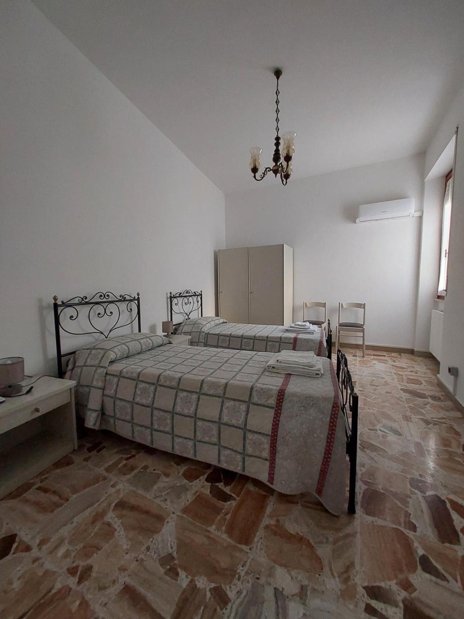 Welcomely - Casa Vacanze Zarinu Orgosolo Exterior foto